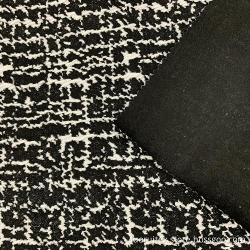 Unregelmäßige Jacquard-Gewirke